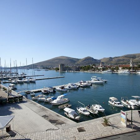 Apartments Riva Trogir Kültér fotó