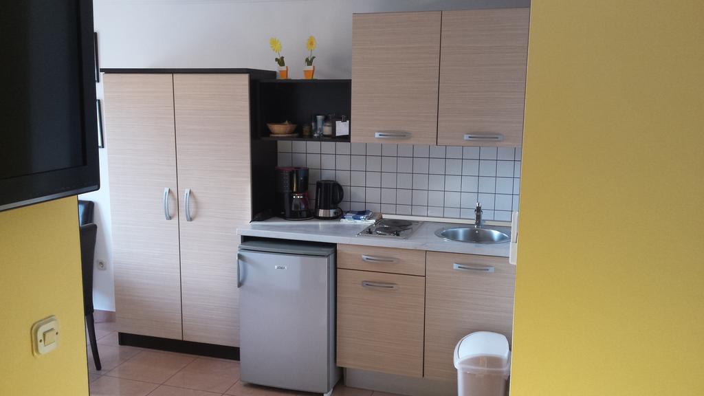 Apartments Riva Trogir Szoba fotó