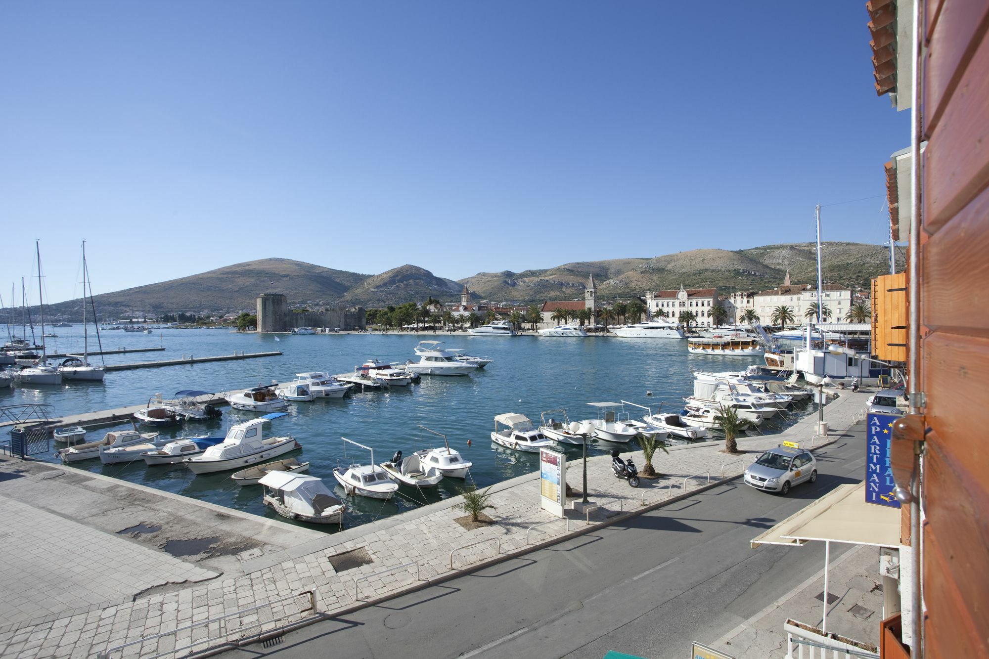 Apartments Riva Trogir Kültér fotó